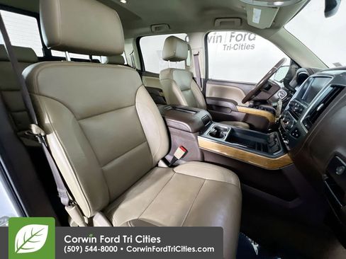Used 2018 Chevrolet Silverado 1500 LTZ w/ Sport Package AWD/4WD image 17