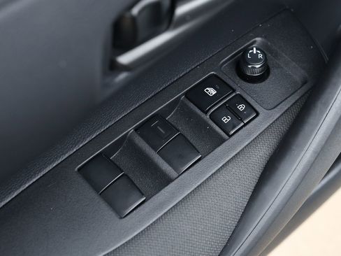 Used 2024 Toyota Corolla LE FWD image 23