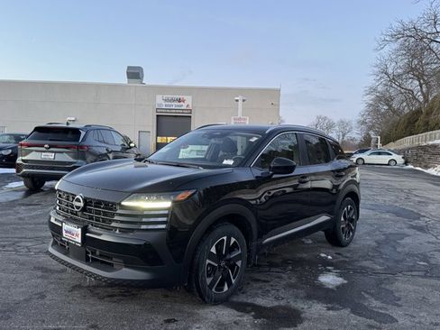 New 2026 Nissan Kicks SV w/ SV Premium Package image 17
