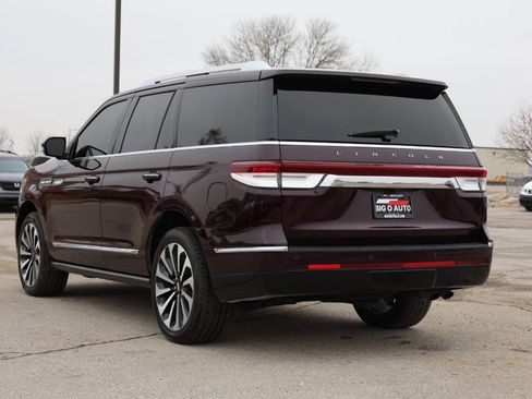 Used 2023 Lincoln Navigator Reserve image 11
