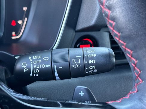 Used 2025 Honda Pilot Black Edition image 37
