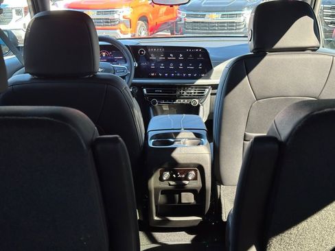 New 2026 Chevrolet Traverse LT w/ Driver Confidence Package image 10