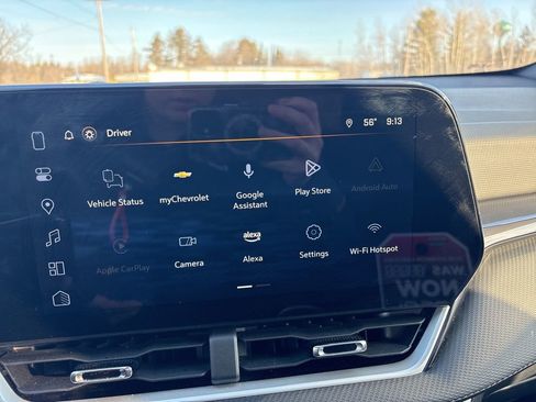 Used 2025 Chevrolet Equinox LT AWD/4WD image 10