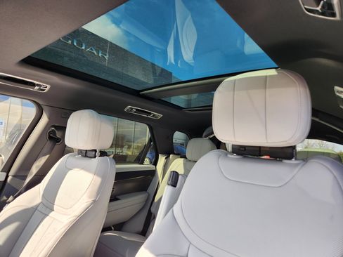 New 2026 Land Rover Range Rover Sport SE image 10