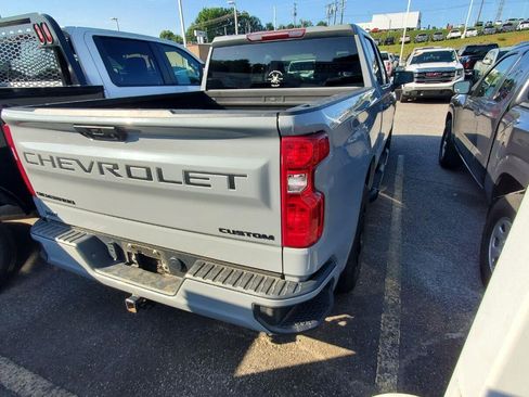 Used 2024 Chevrolet Silverado 1500 Custom w/ Turbomax Blackout Package AWD/4WD image 9