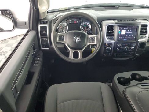 Used 2022 RAM 1500 Classic SLT w/ Electronics Group AWD/4WD image 16