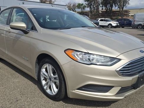 Used 2018 Ford Fusion S FWD image 5
