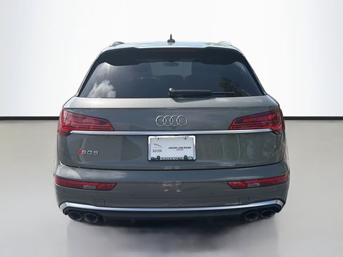 Used 2023 Audi SQ5 Prestige w/ Prestige Package image 4