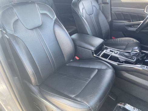 Used 2023 Kia Sorento SX FWD image 9