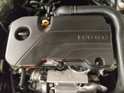 Used 2020 Chevrolet Malibu LS FWD image 30