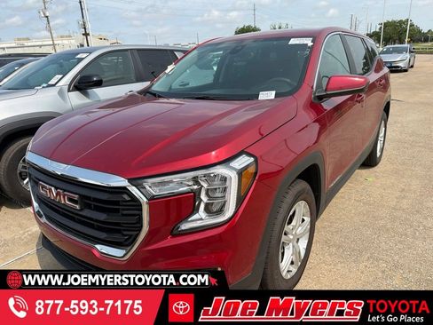 Used 2024 GMC Terrain SLE AWD/4WD image 1