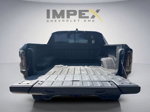 Used 2026 GMC Hummer EV 4x4 Crew Cab w/ Extreme Off-Road Package image 5