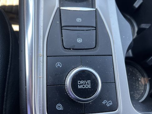 Used 2020 Ford Explorer Limited w/ Class III Trailer Tow Package AWD/4WD image 29