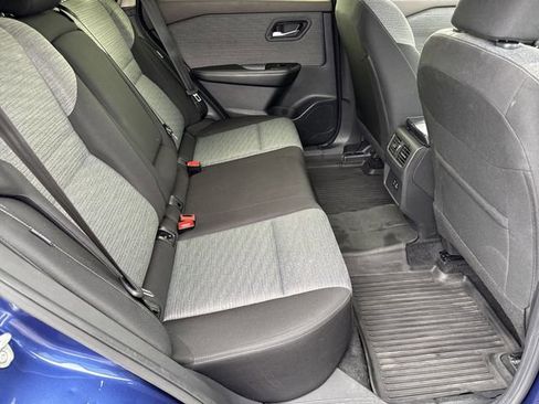 Certified 2023 Nissan Rogue SV image 24