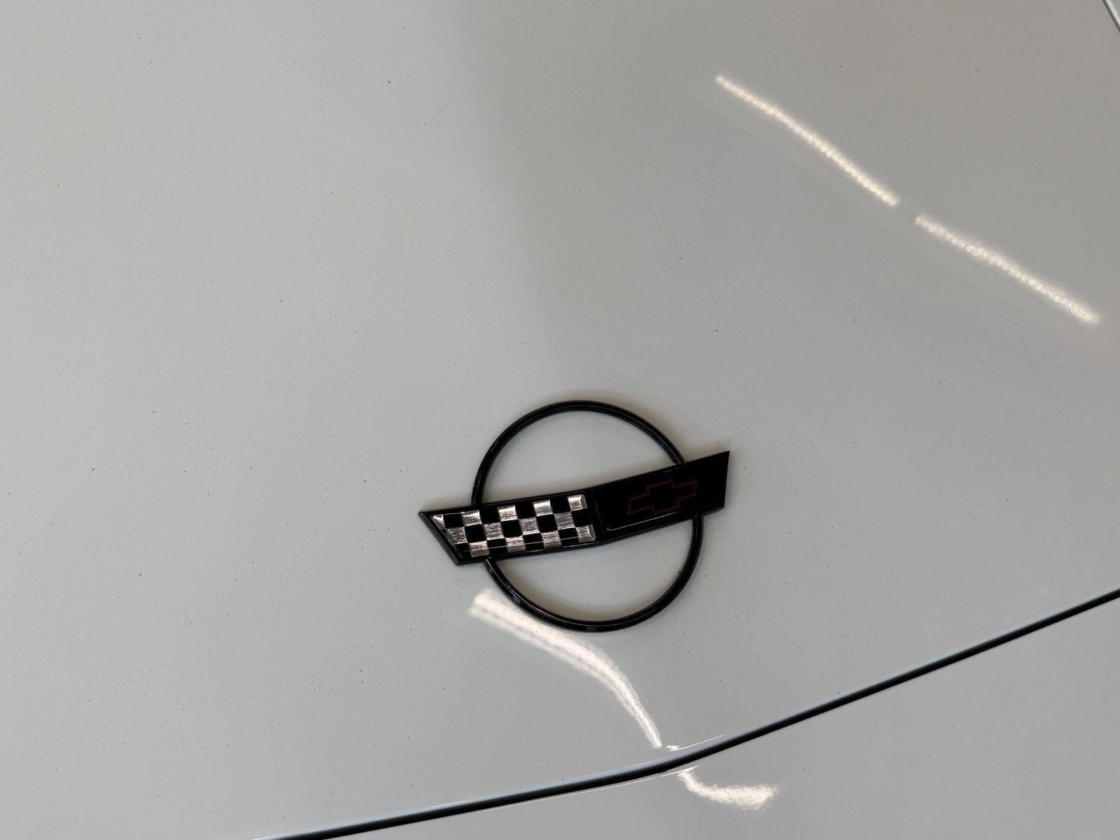 Used 1993 Chevrolet Corvette Convertible RWD image 12
