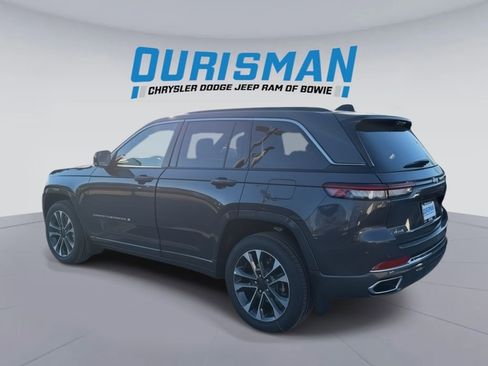 New 2025 Jeep Grand Cherokee Overland w/ Luxury Tech Group IV AWD/4WD image 4