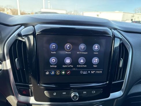 Used 2023 Chevrolet Traverse LT w/ Rear Camera Mirror Package AWD/4WD image 26