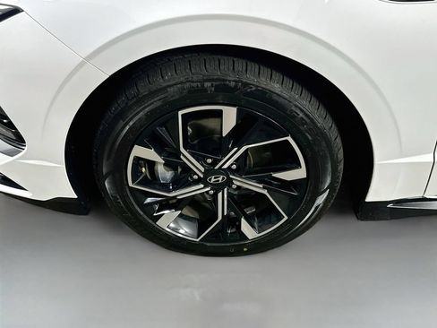 Used 2025 Hyundai Sonata SEL FWD image 7