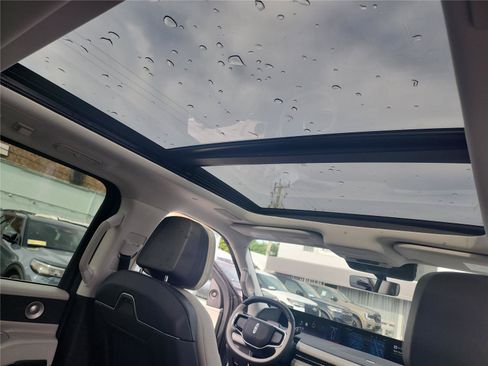 New 2026 Lincoln Navigator Reserve AWD/4WD image 26