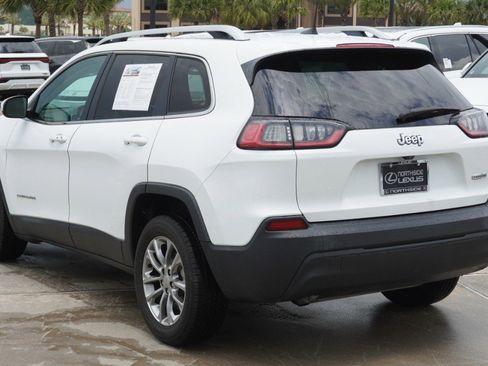 Used 2019 Jeep Cherokee Latitude Plus FWD image 8