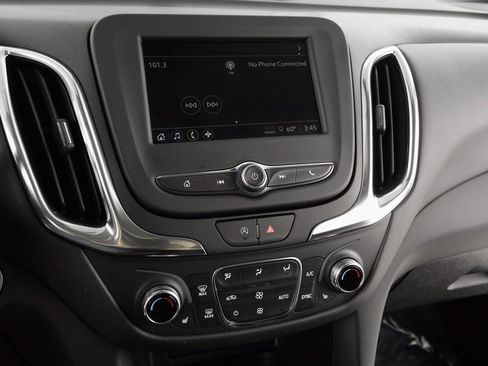 Used 2023 Chevrolet Equinox LT w/ Driver Convenience Package image 32