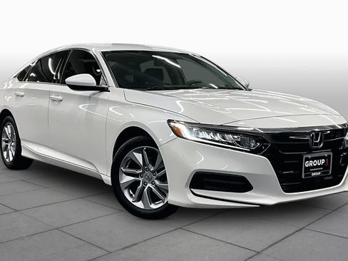 Used 2020 Honda Accord LX image 2