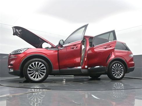 Used 2021 Lincoln Aviator Reserve w/ Equipment Group 201A image 61