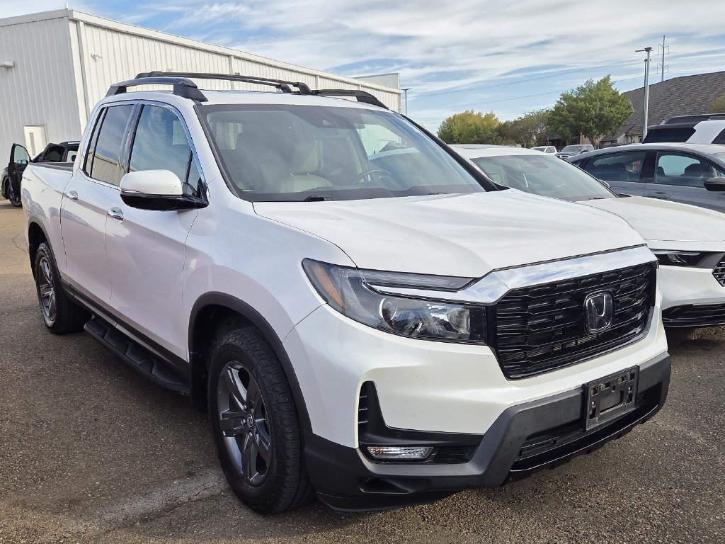Used 2023 Honda Ridgeline RTL-E image 3
