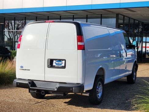New 2025 Chevrolet Express 3500 Extended w/ Driver Convenience Package RWD image 5