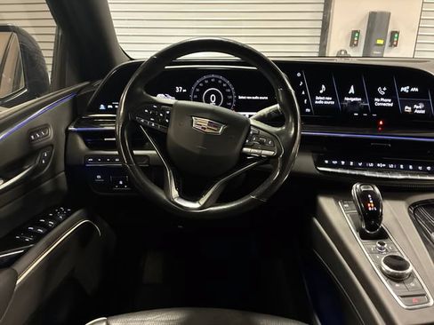 Certified 2021 Cadillac Escalade Sport AWD/4WD image 13