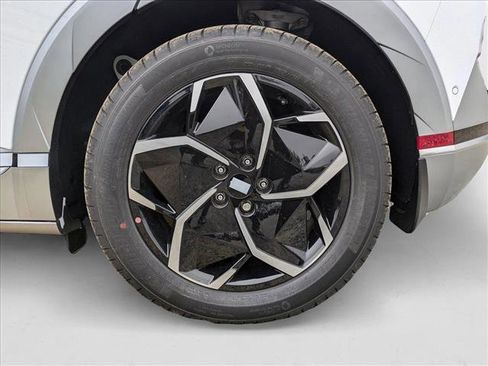 New 2024 Hyundai Ioniq 5 Limited image 10