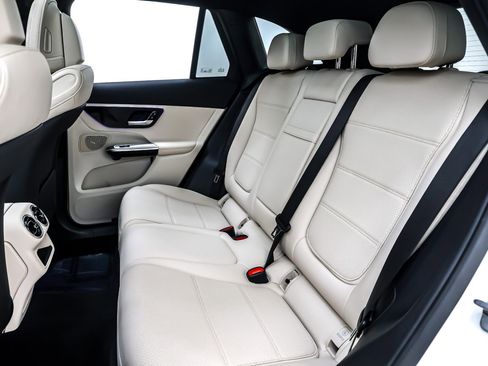 Certified 2025 Mercedes-Benz GLC 350e 4MATIC image 10