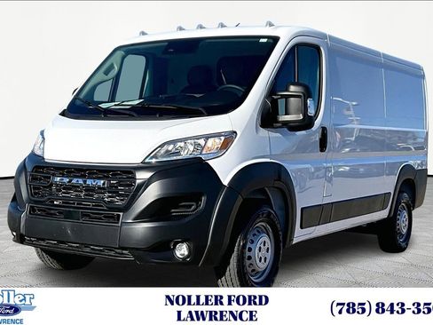 Used 2024 RAM ProMaster 2500 w/ Convenience Group image 1
