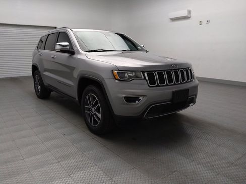 Used 2018 Jeep Grand Cherokee Limited w/ Trailer Tow Group IV image 13