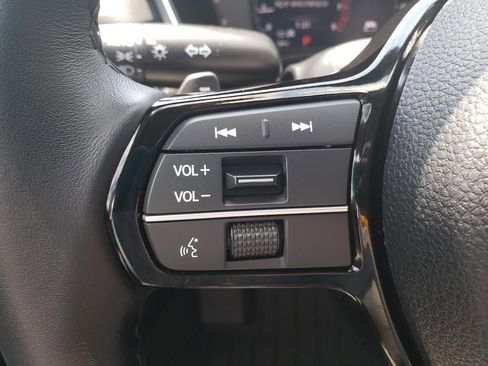 Certified 2025 Acura Integra FWD image 14