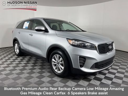 Used 2020 Kia Sorento FWD V6 image 1