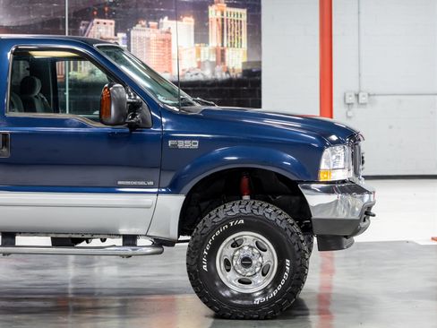 Used 2002 Ford F350 XL AWD/4WD image 12