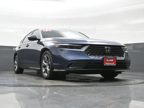 Used 2025 Honda Accord EX-L image 27