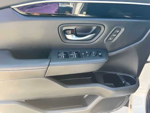Used 2025 Honda Pilot Touring image 15