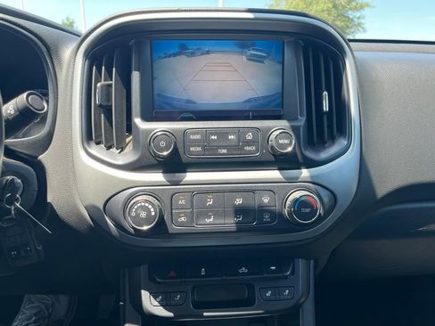 Used 2018 Chevrolet Colorado LT w/ LT Convenience Package RWD image 15