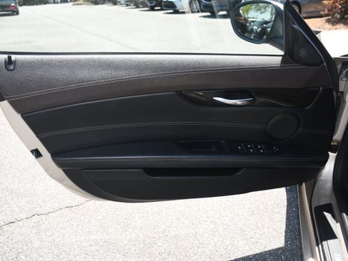 Used 2013 BMW Z4 sDrive28i RWD image 9