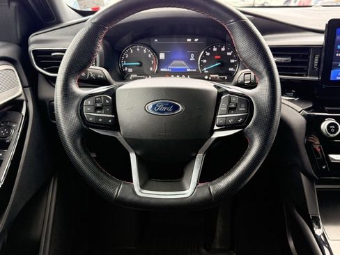 Used 2022 Ford Explorer ST-Line image 26