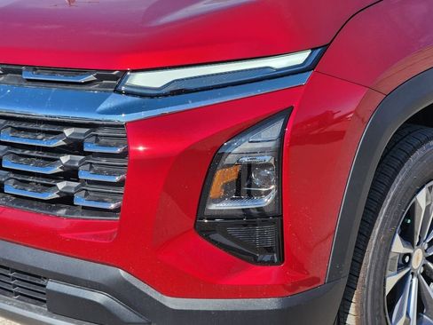 New 2026 Chevrolet Equinox LT w/ LPO, Floor Liner Package FWD image 10