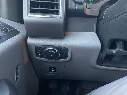 Used 2015 Ford F150 XLT w/ Equipment Group 302A Luxury image 13