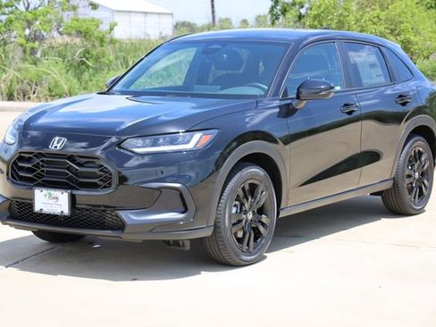 New 2026 Honda HR-V Sport image 3