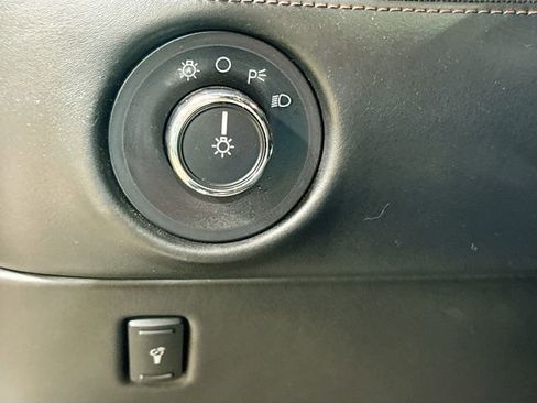 Used 2017 Lincoln Navigator L Reserve image 12