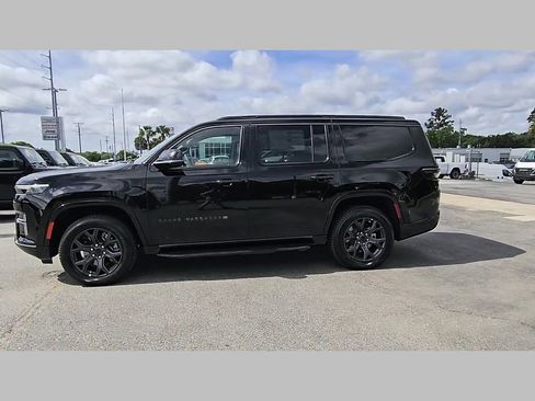 New 2026 Jeep Grand Wagoneer Limited w/ Convenience Group I AWD/4WD image 26