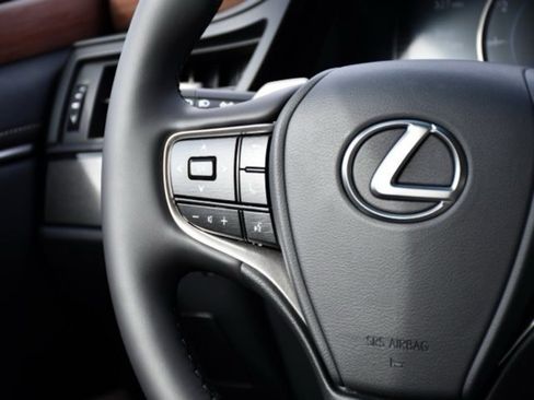New 2025 Lexus ES 350 w/ Premium Package image 24