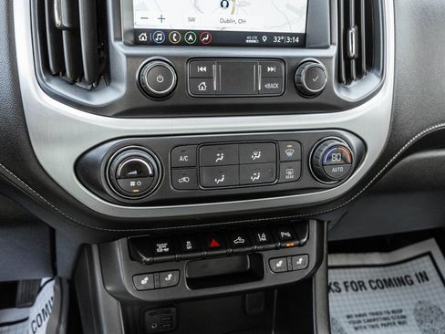 Used 2019 GMC Canyon SLT image 18