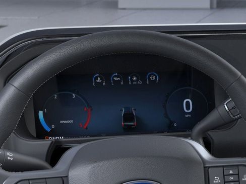 New 2025 Ford F450 Lariat image 13